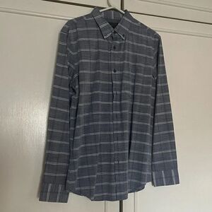 Banana Republic Button Down Shirt